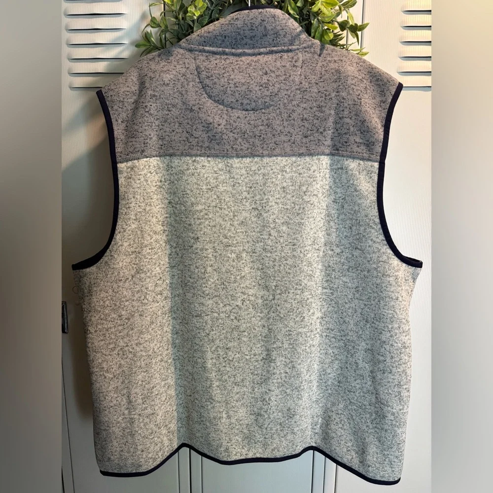 Men's Club Room XXL Colorblocked Fleece Vest from Dillards - Picture 3 of 4